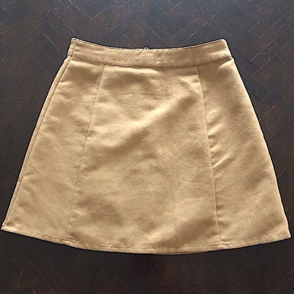 Suede Tan Brown Mini Skirt “Aritzia Leah” inspired - Picture 4 of 13